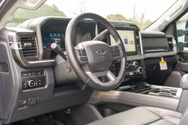 2024 Ford Super Duty 5th Gen - Image 5 of 8