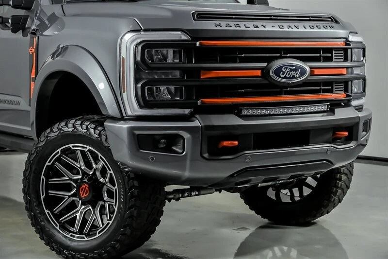2024 Ford Super Duty 5th Gen - Image 3 of 31