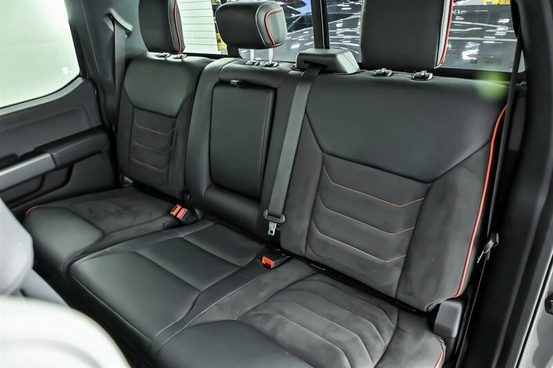 2024 Ford Super Duty 5th Gen - Image 20 of 31