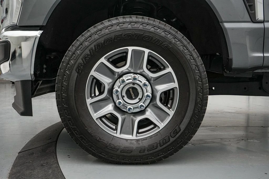 2024 Ford Super Duty 5th Gen - Image 12 of 21