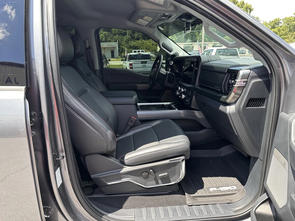 2024 Ford Super Duty 5th Gen - Image 13 of 31