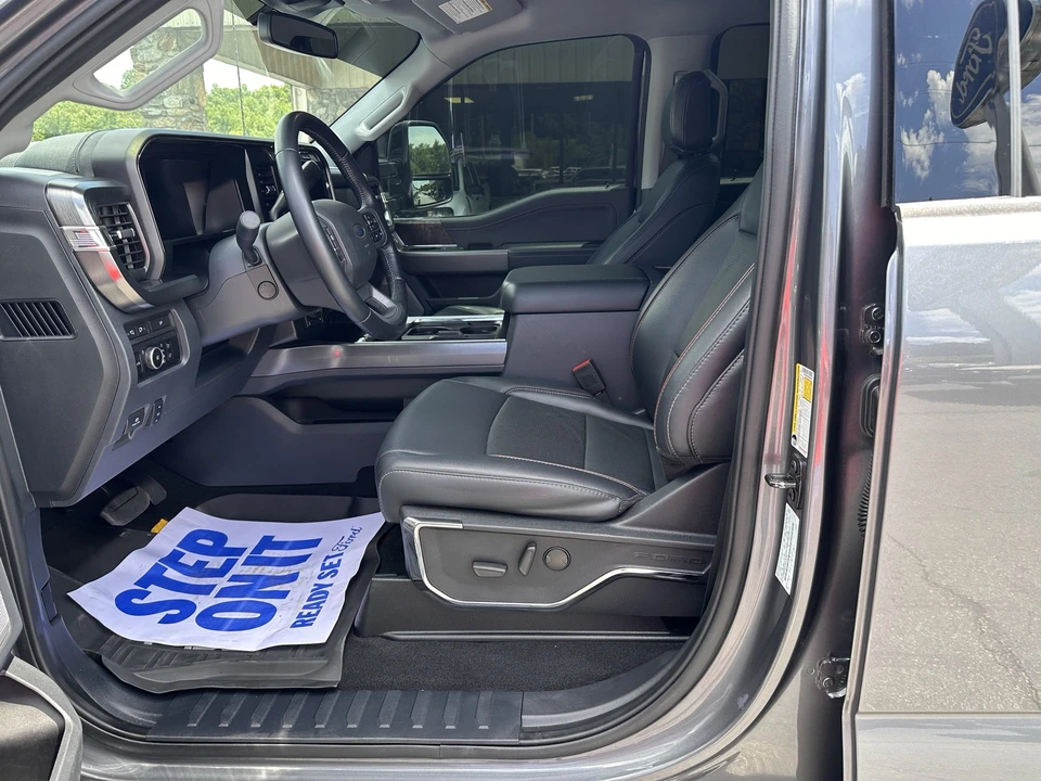 2024 Ford Super Duty 5th Gen - Image 9 of 31