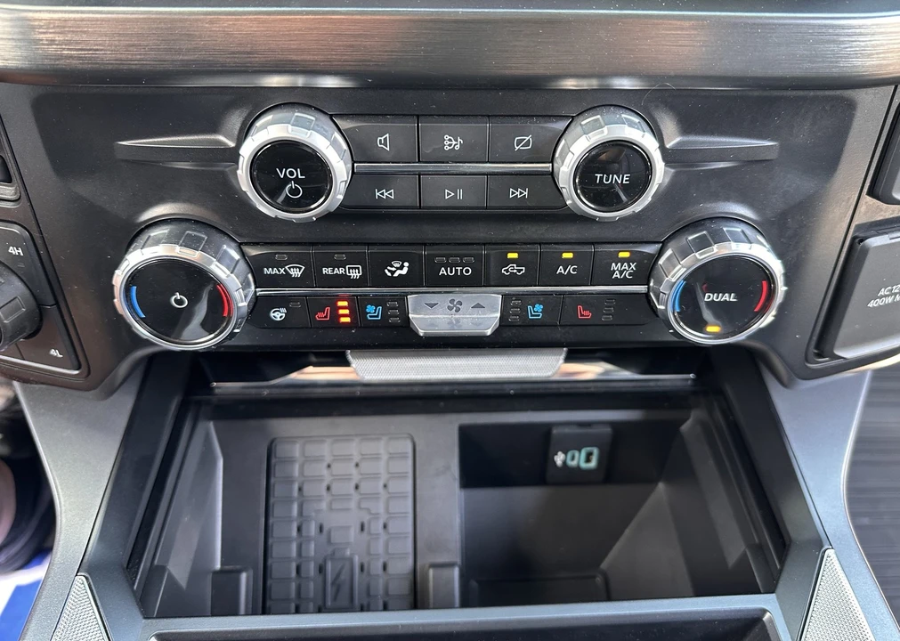 2024 Ford Super Duty 5th Gen - Image 28 of 31