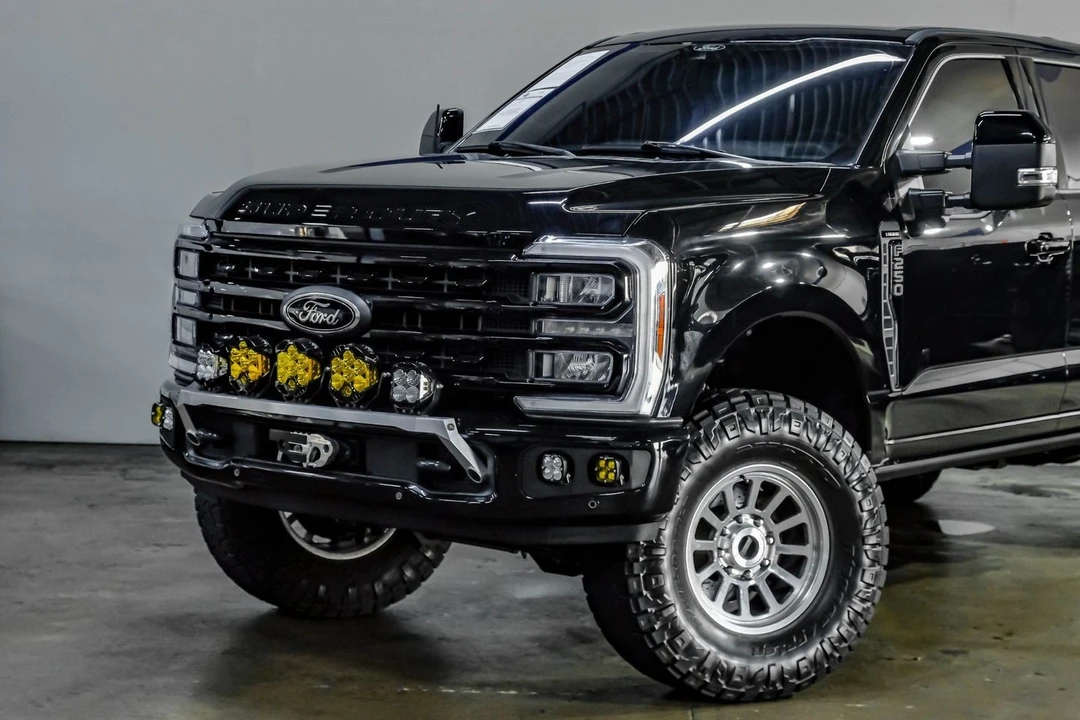2024 Ford Super Duty 5th Gen - Image 10 of 31