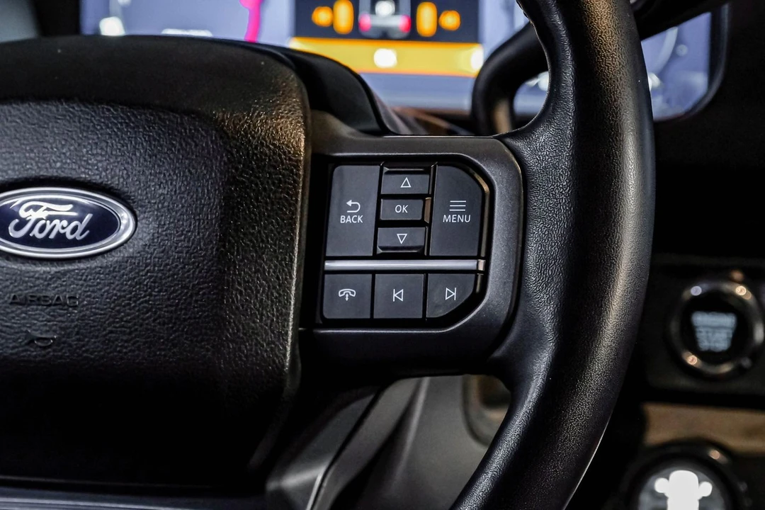 2024 Ford Super Duty 5th Gen - Image 25 of 31