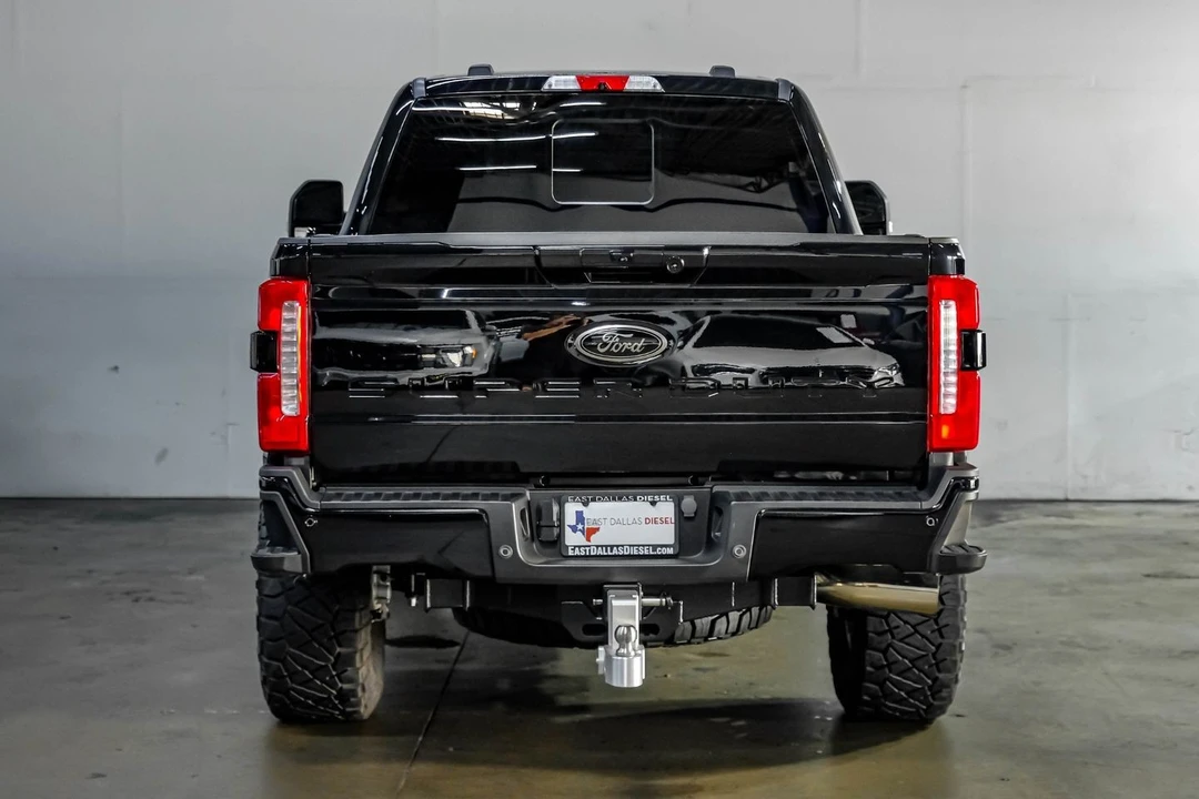 2024 Ford Super Duty 5th Gen - Image 16 of 31