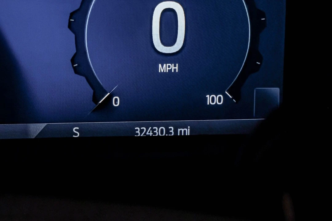 2024 Ford Super Duty 5th Gen - Image 27 of 31