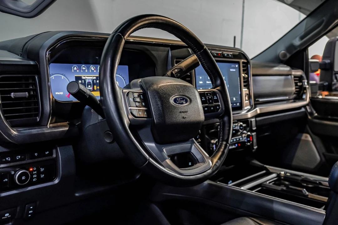 2024 Ford Super Duty 5th Gen - Image 23 of 31