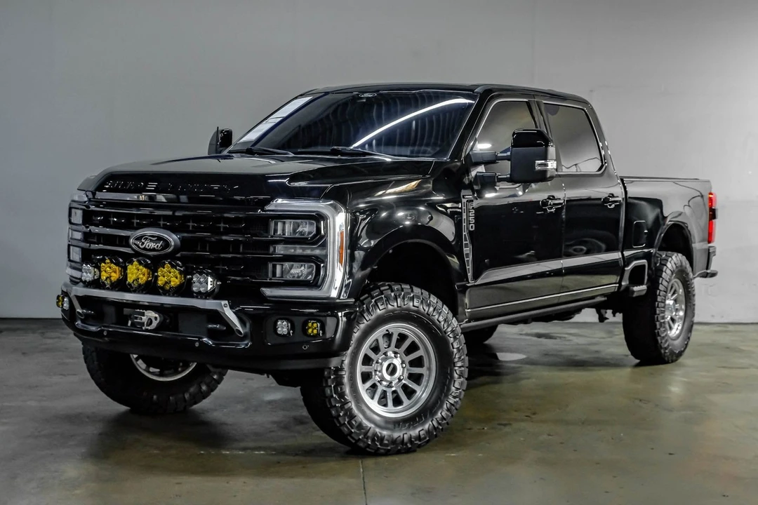2024 Ford Super Duty 5th Gen - Image 9 of 31