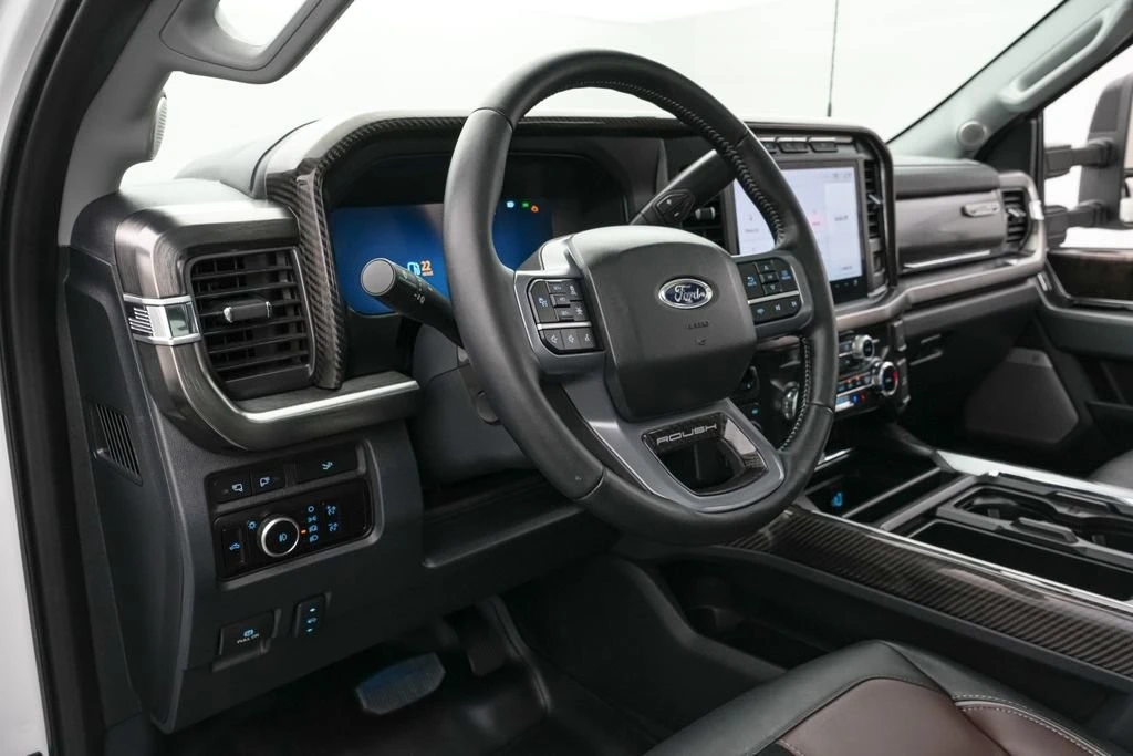 2024 Ford Super Duty 5th Gen - Image 25 of 31