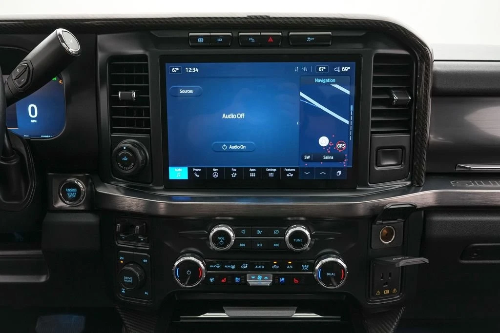 2024 Ford Super Duty 5th Gen - Image 29 of 31
