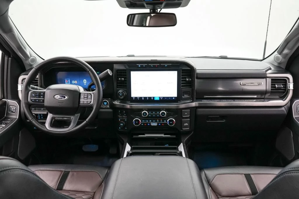 2024 Ford Super Duty 5th Gen - Image 28 of 31