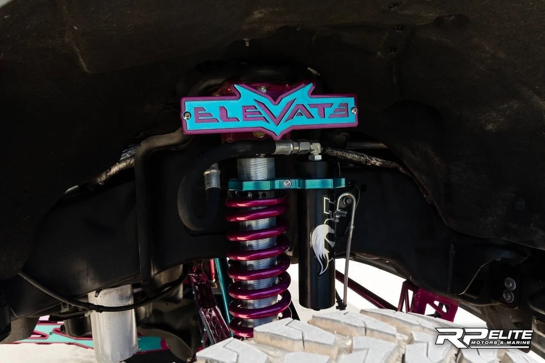 2024 Ford Super Duty 5th Gen - Image 15 of 31