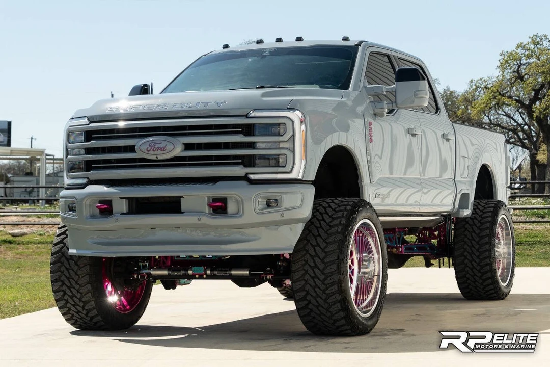 2024 Ford Super Duty 5th Gen - Image 4 of 31
