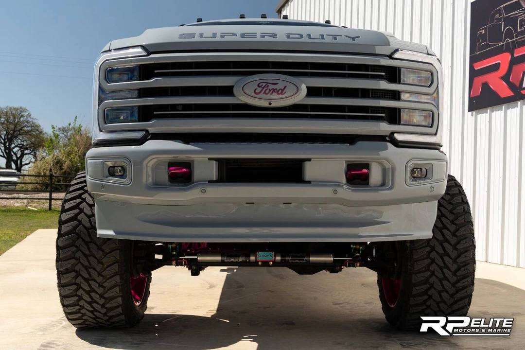 2024 Ford Super Duty 5th Gen - Image 20 of 31