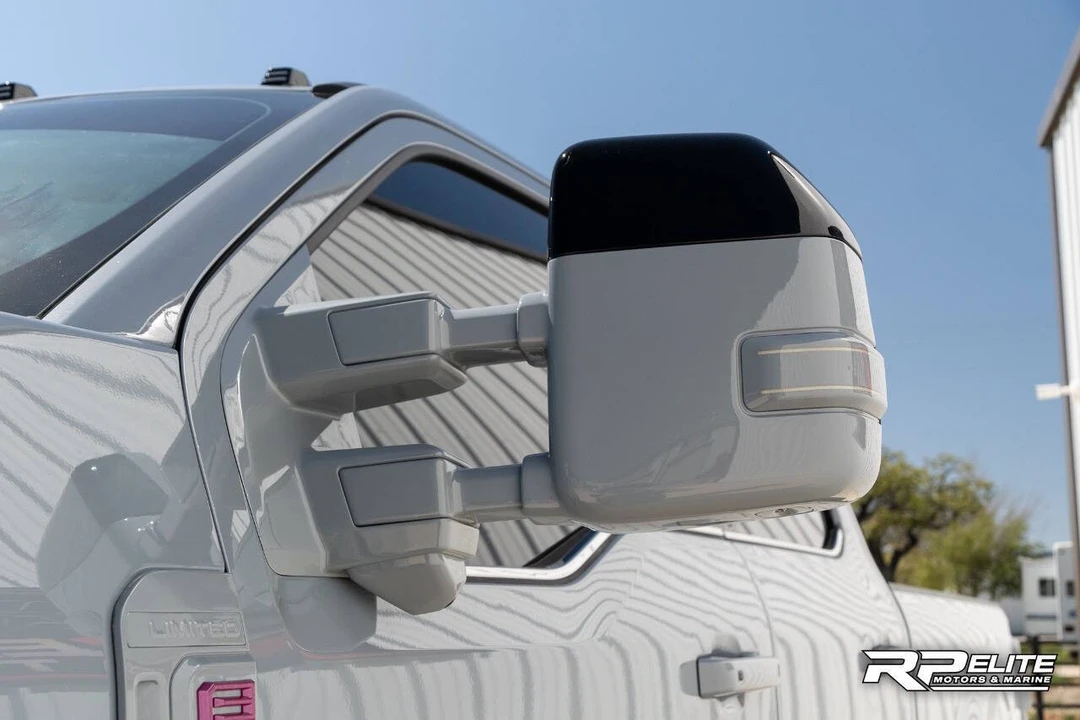 2024 Ford Super Duty 5th Gen - Image 29 of 31