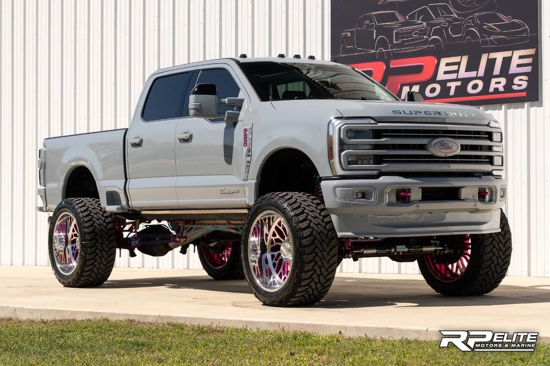 2024 Ford Super Duty 5th Gen - Image 2 of 31
