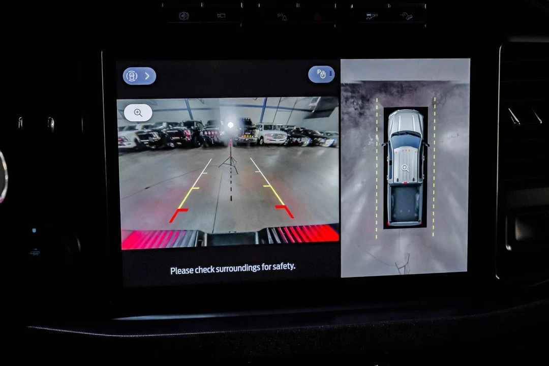 2024 Ford Super Duty 5th Gen - Image 29 of 31