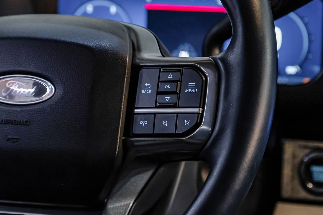 2024 Ford Super Duty 5th Gen - Image 24 of 31
