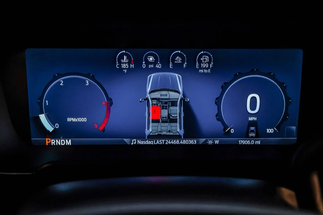 2024 Ford Super Duty 5th Gen - Image 25 of 31