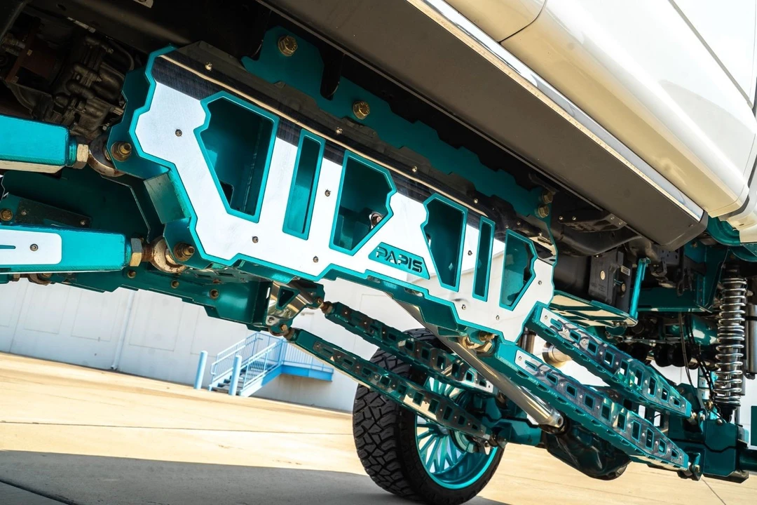2024 Ford Super Duty 5th Gen - Image 24 of 31