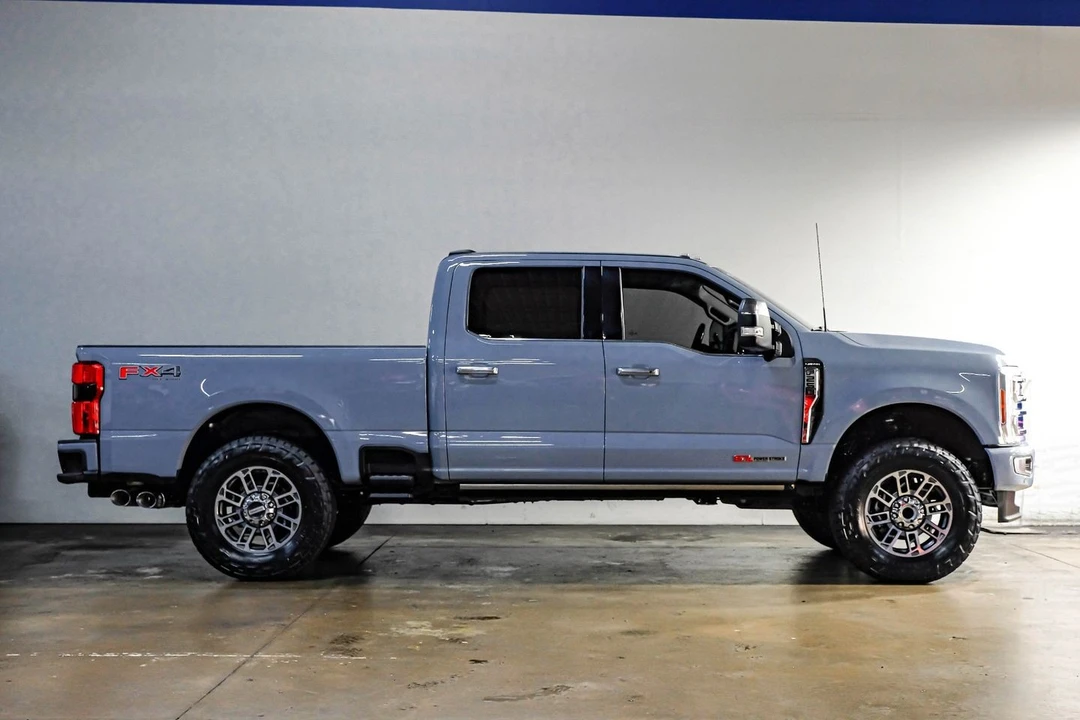 2024 Ford Super Duty 5th Gen - Image 11 of 12