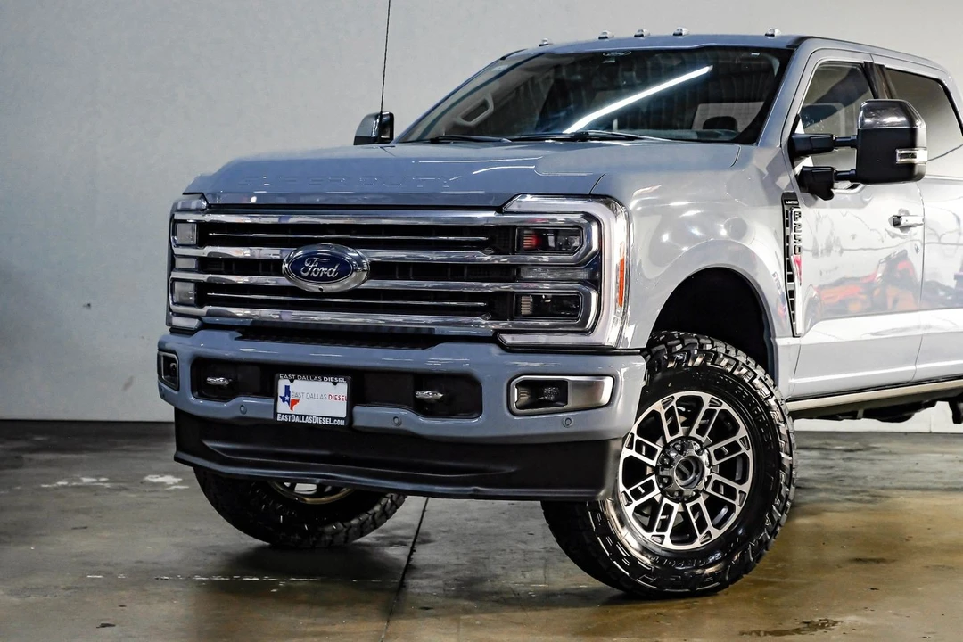 2024 Ford Super Duty 5th Gen - Image 9 of 12