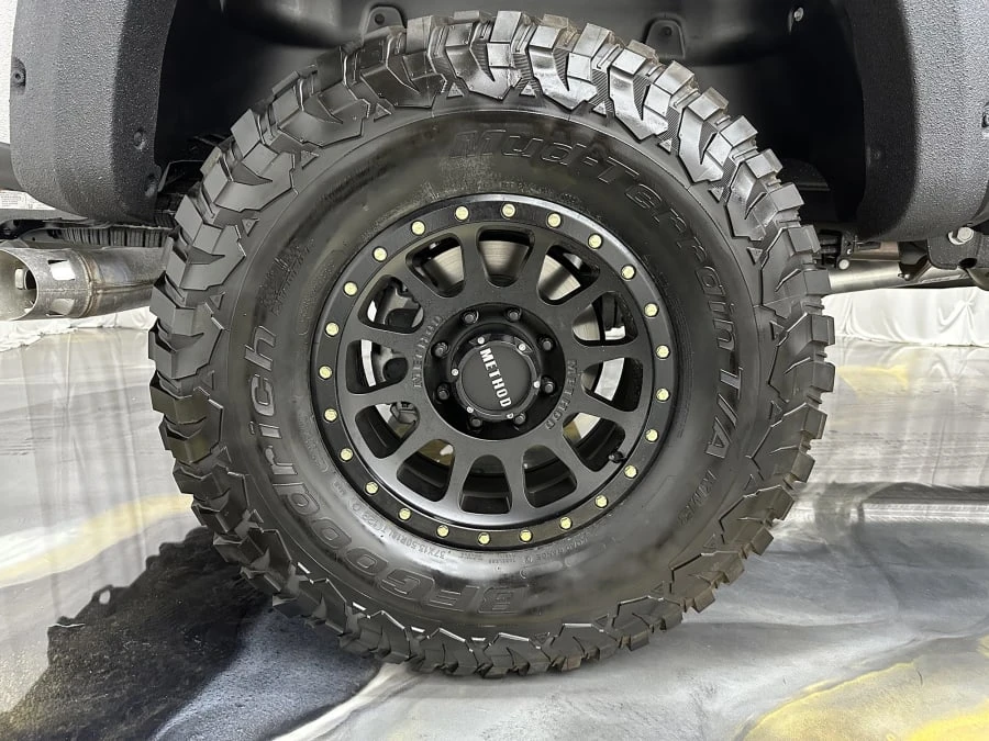2024 Ford Super Duty 5th Gen - Image 12 of 21