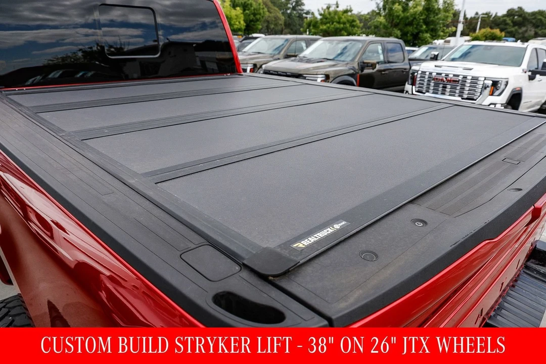 2024 Ford Super Duty 5th Gen - Image 26 of 31