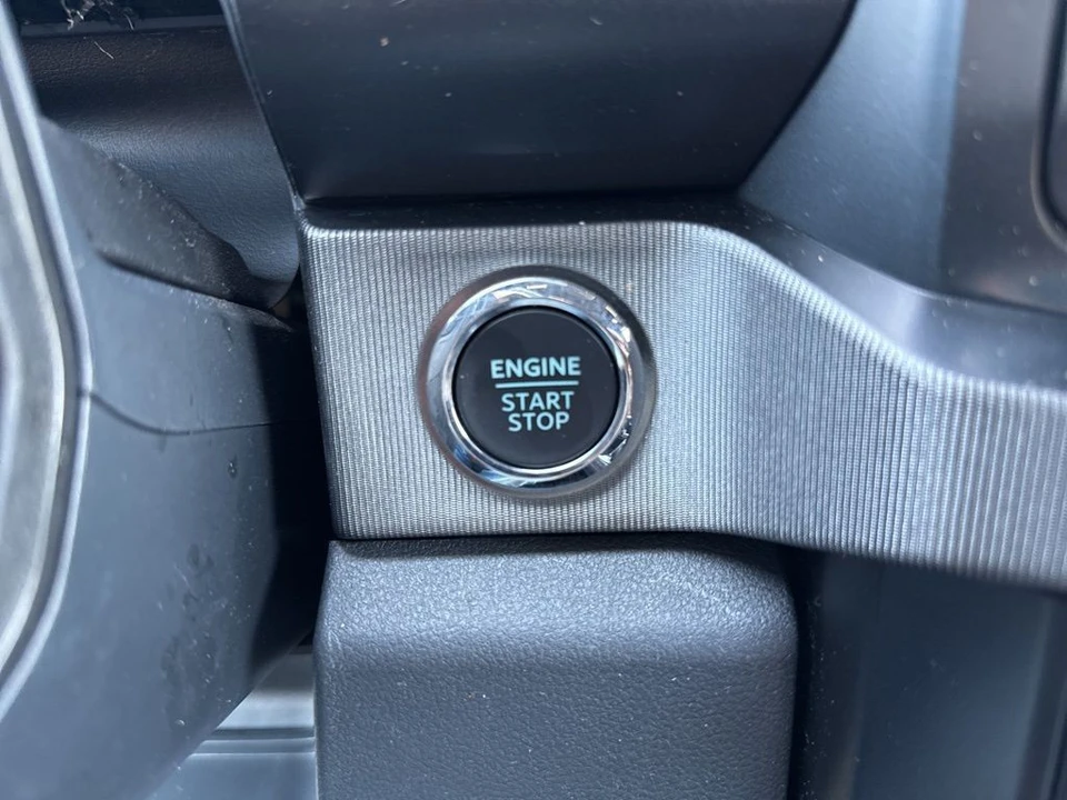 2024 Ford Super Duty 5th Gen - Image 26 of 31