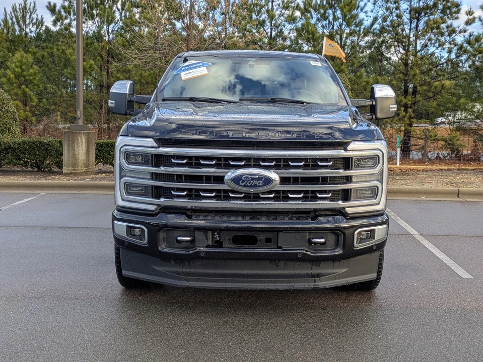 2024 Ford Super Duty 5th Gen - Image 9 of 12