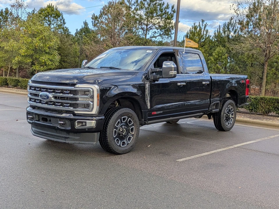 2024 Ford Super Duty 5th Gen - Image 8 of 12
