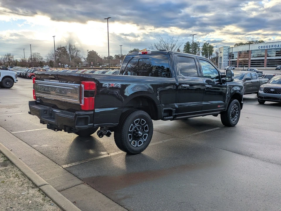 2024 Ford Super Duty 5th Gen - Image 4 of 12