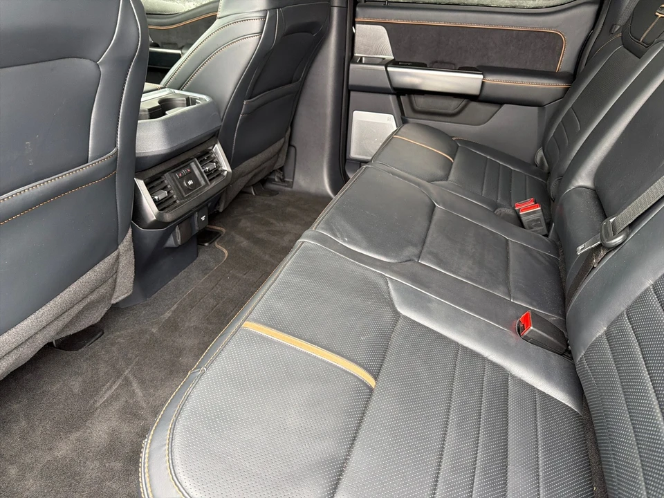 2024 Ford Super Duty 5th Gen - Image 27 of 30