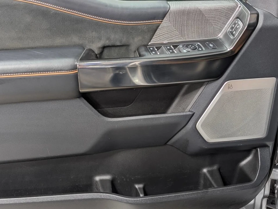 2024 Ford Super Duty 5th Gen - Image 16 of 31