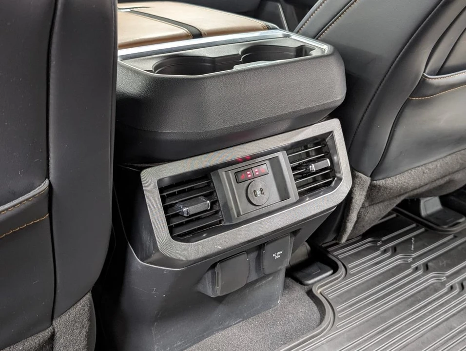 2024 Ford Super Duty 5th Gen - Image 22 of 31