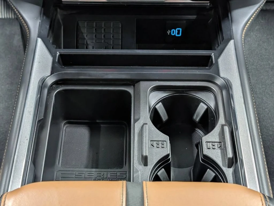 2024 Ford Super Duty 5th Gen - Image 10 of 31