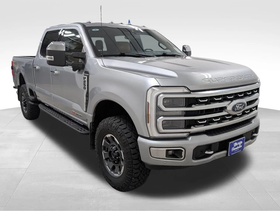 2024 Ford Super Duty 5th Gen - Image 25 of 31