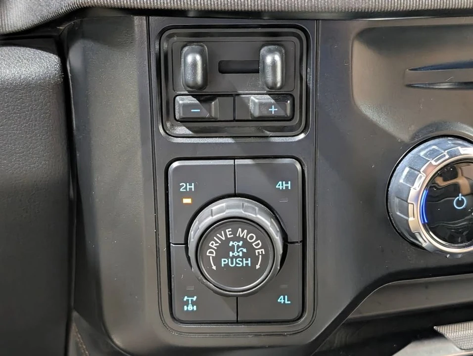 2024 Ford Super Duty 5th Gen - Image 8 of 31