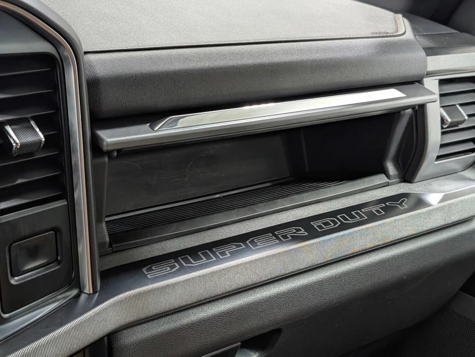 2024 Ford Super Duty 5th Gen - Image 13 of 31
