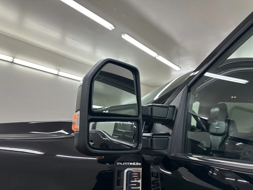 2024 Ford Super Duty 5th Gen - Image 17 of 21