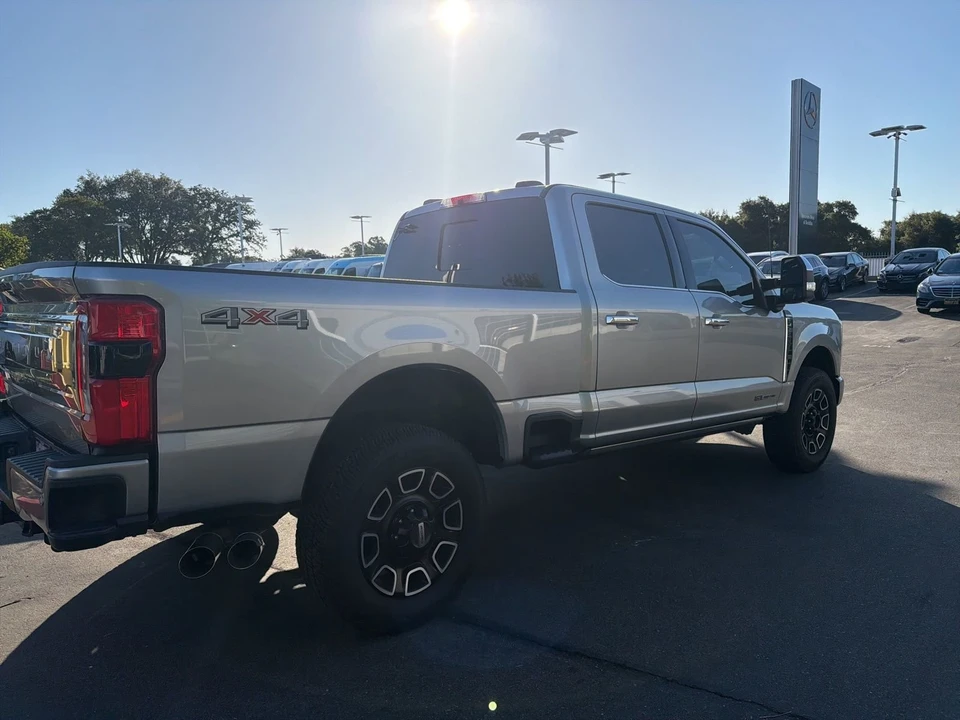 2024 Ford Super Duty 5th Gen - Image 5 of 6