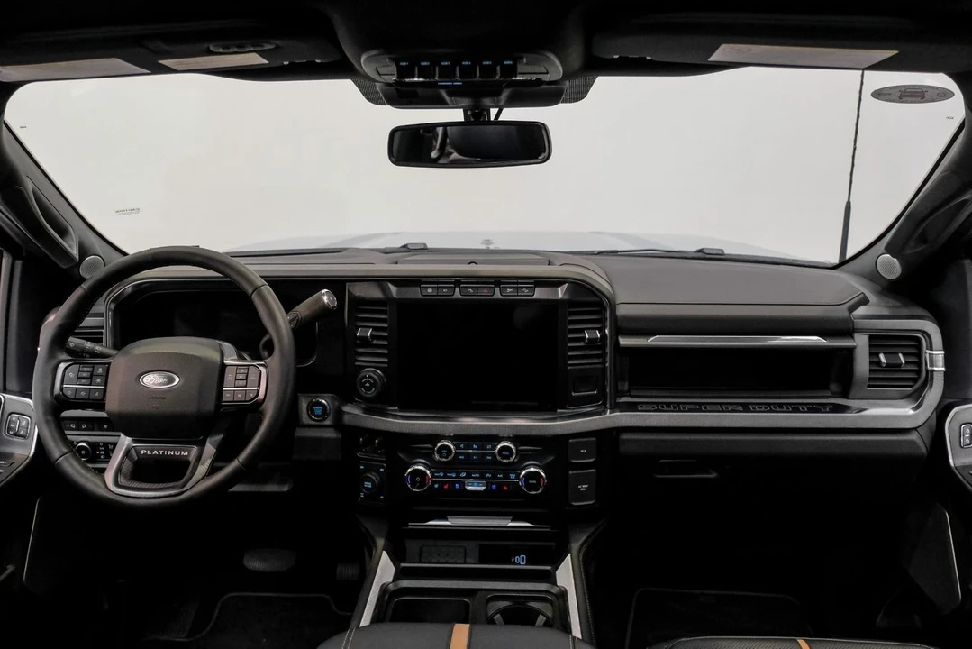 2024 Ford Super Duty 5th Gen - Image 10 of 12
