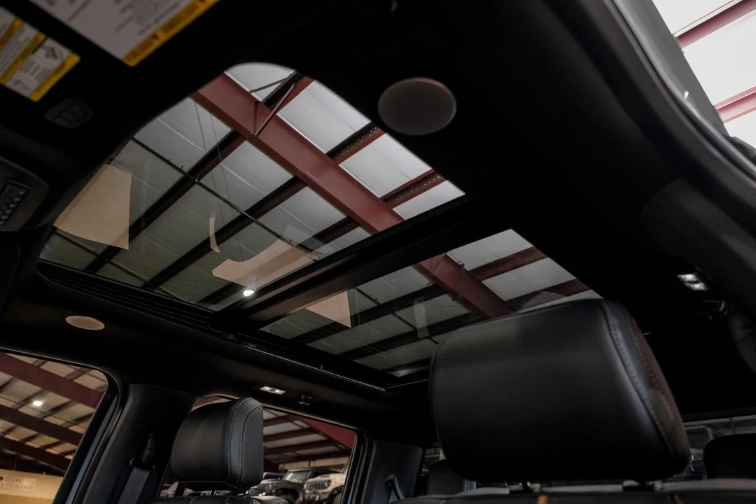 2024 Ford Super Duty 5th Gen - Image 11 of 12