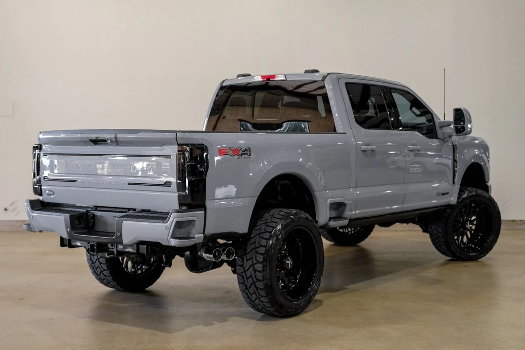 2024 Ford Super Duty 5th Gen - Image 5 of 12