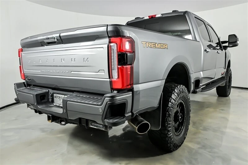 2024 Ford Super Duty 5th Gen - Image 9 of 31
