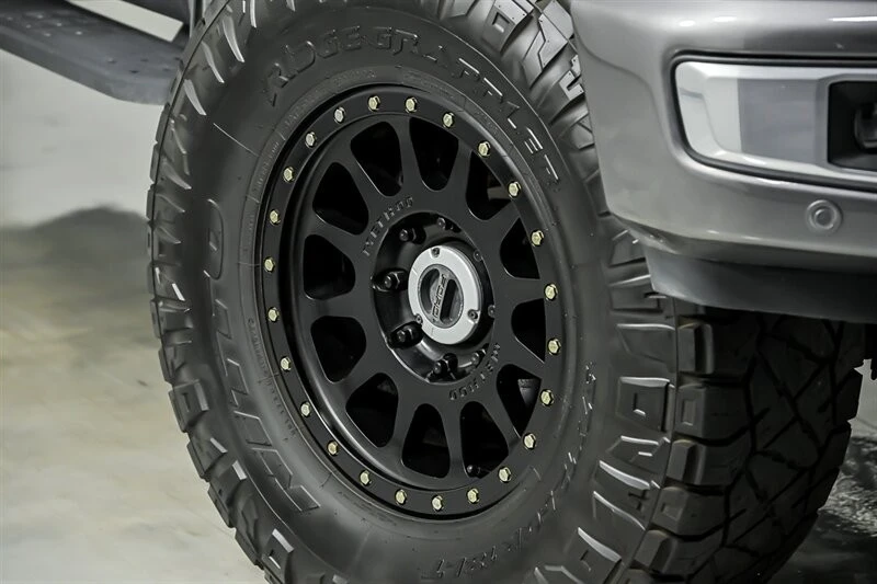 2024 Ford Super Duty 5th Gen - Image 3 of 31