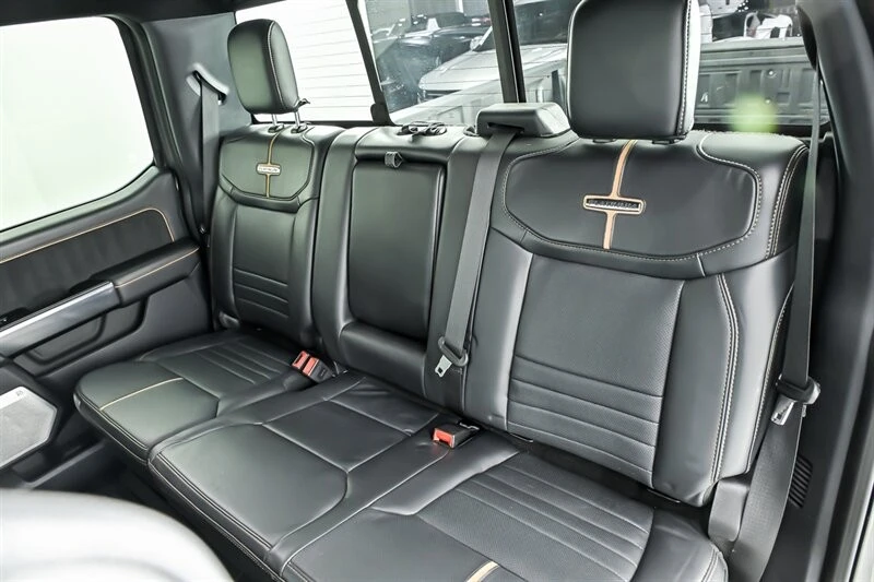 2024 Ford Super Duty 5th Gen - Image 20 of 31