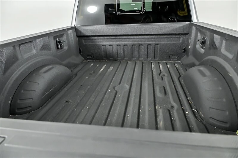 2024 Ford Super Duty 5th Gen - Image 11 of 31