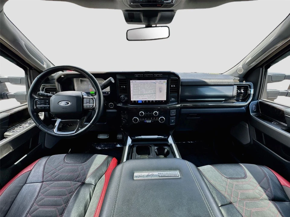 2024 Ford Super Duty 5th Gen - Image 18 of 31